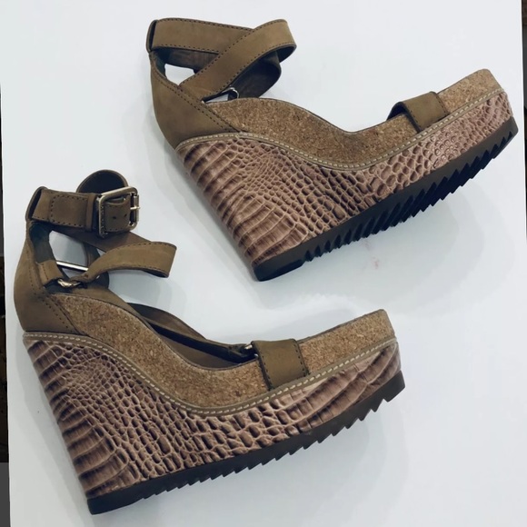 Tory Burch Brenden Sz EU 38 US 8 7.5 wedge beige - Picture 5 of 8